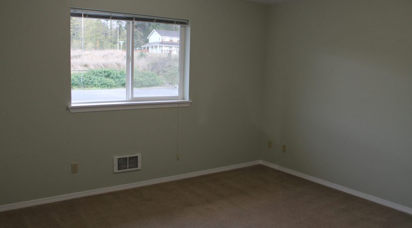 1212 Campbell Ave #3