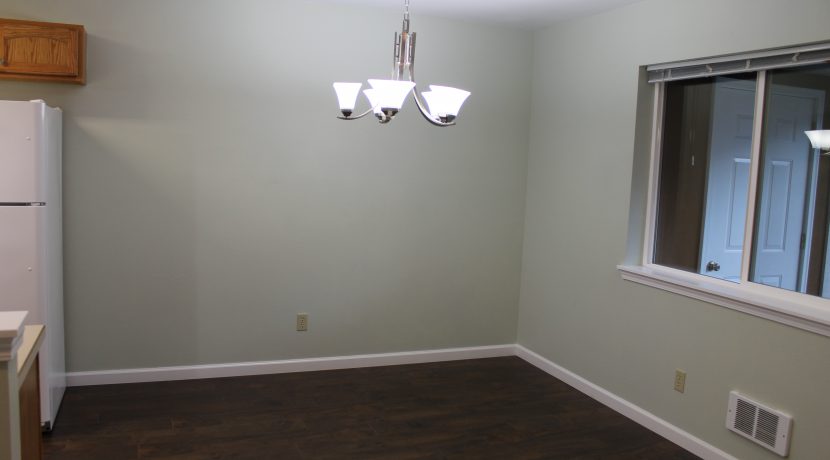 1212 Campbell Ave #3