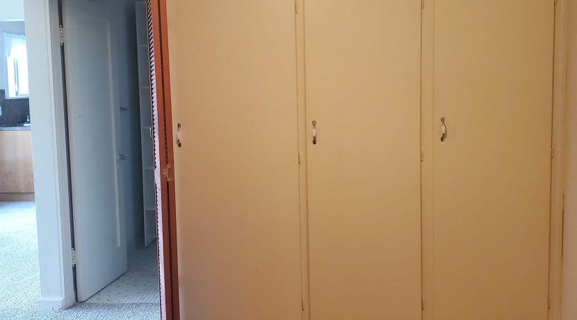 2nd Bedroom Closet
