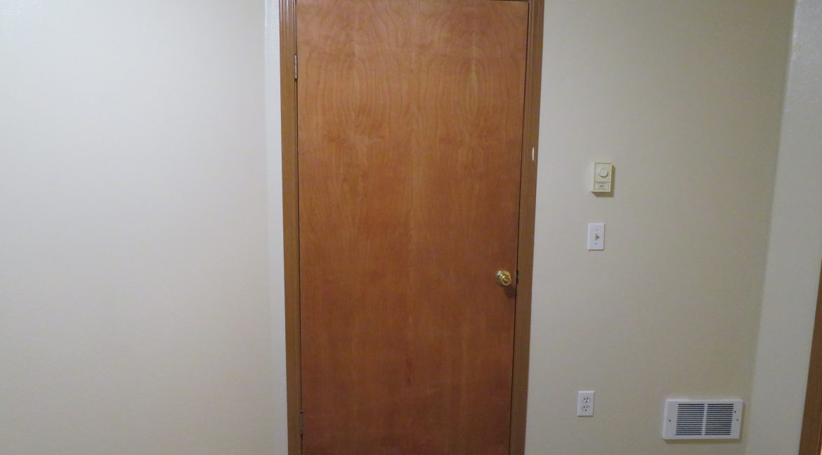 508wlauridsen2.primarybedroomc
