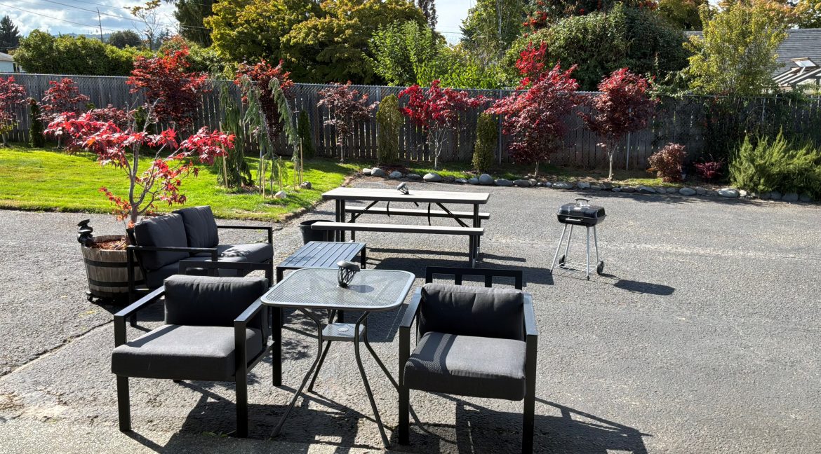 Court yard 2