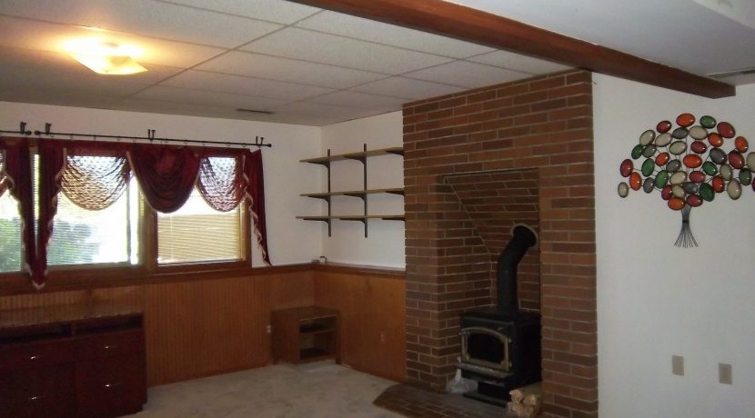 338&halfewhidby.livingroomd