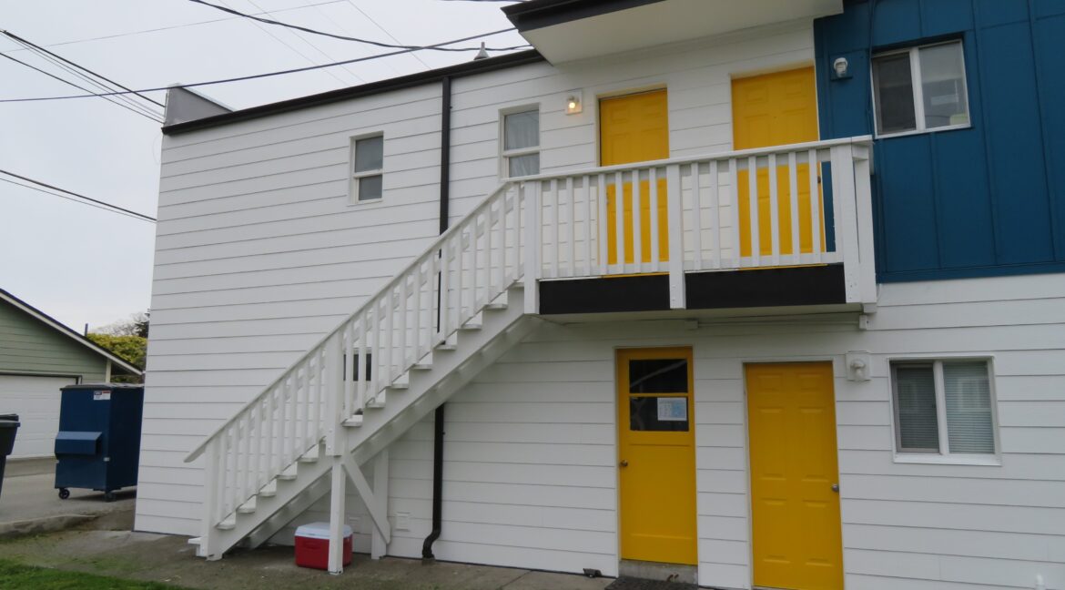 210 n eunice#12.back