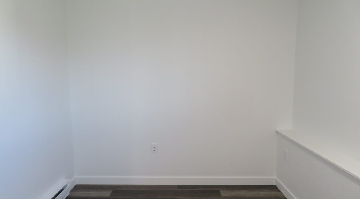 210 n eunice#12.bedroomc