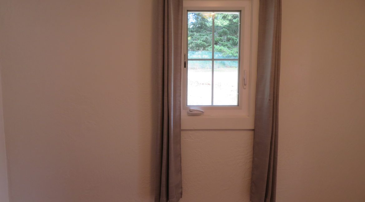 4105 s bean.bedroom2