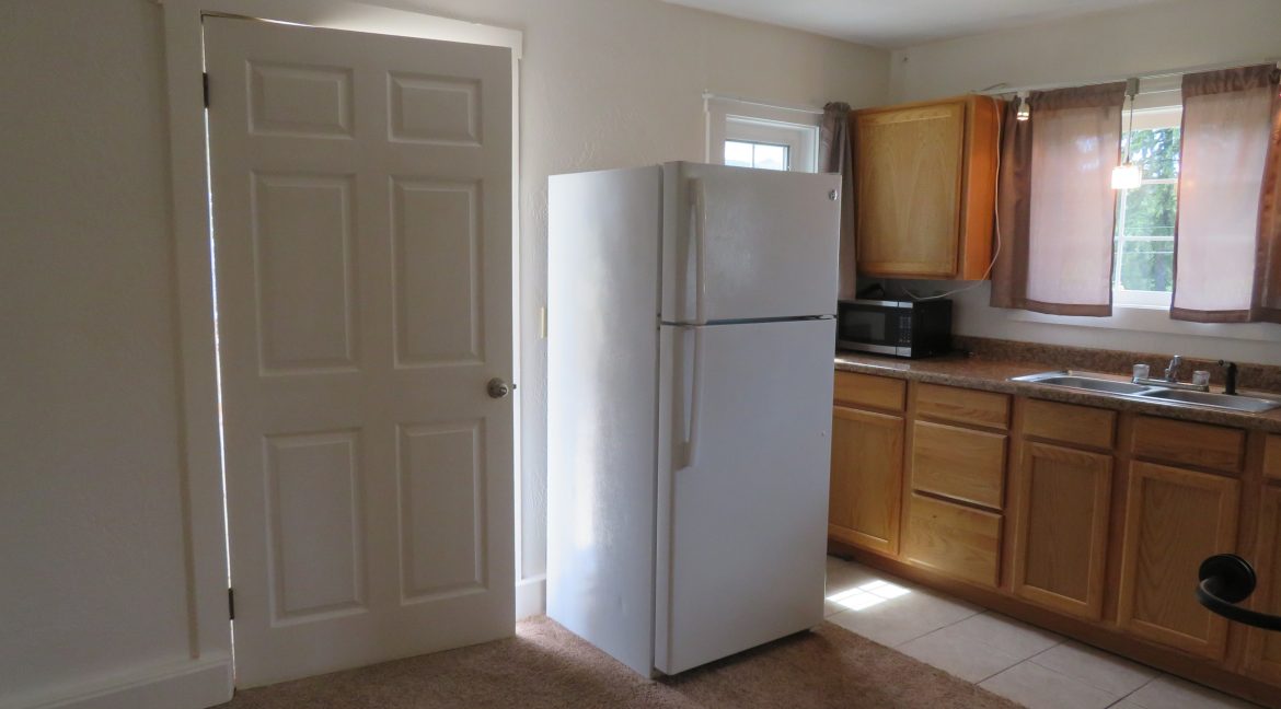 4105 s bean.kitchen4