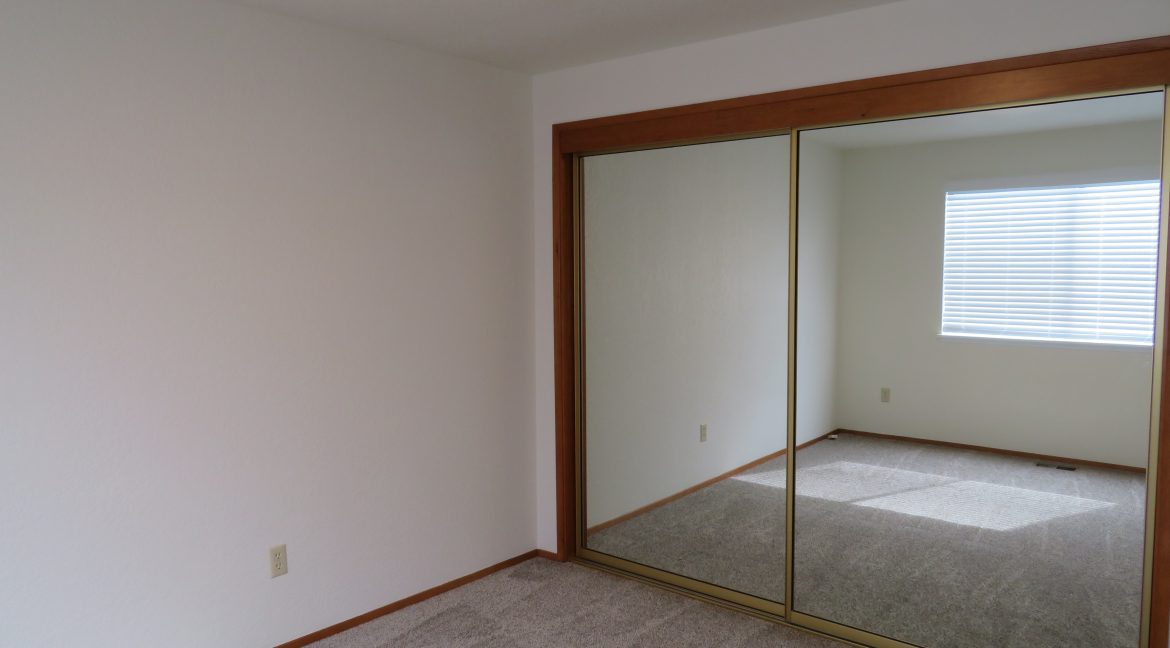 306efront7.2ndbedroomc