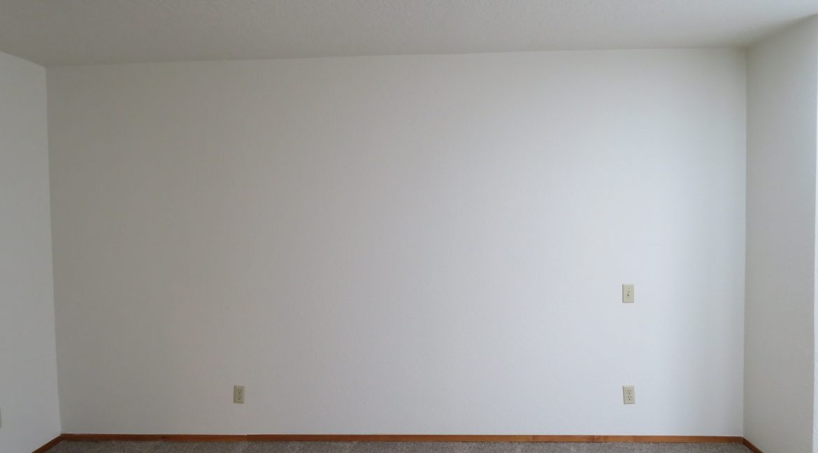 306efront7.primarybedroomg