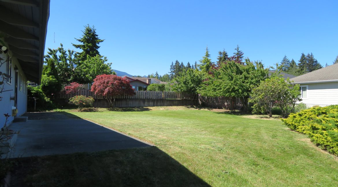710 elizabeth.backyarda